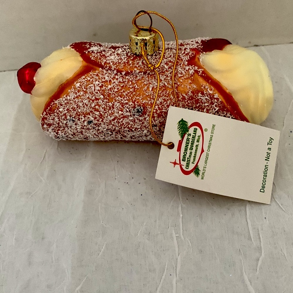 Bronner's Italy & Cannoli Glass Christmas Ornaments - Picture 3 of 4